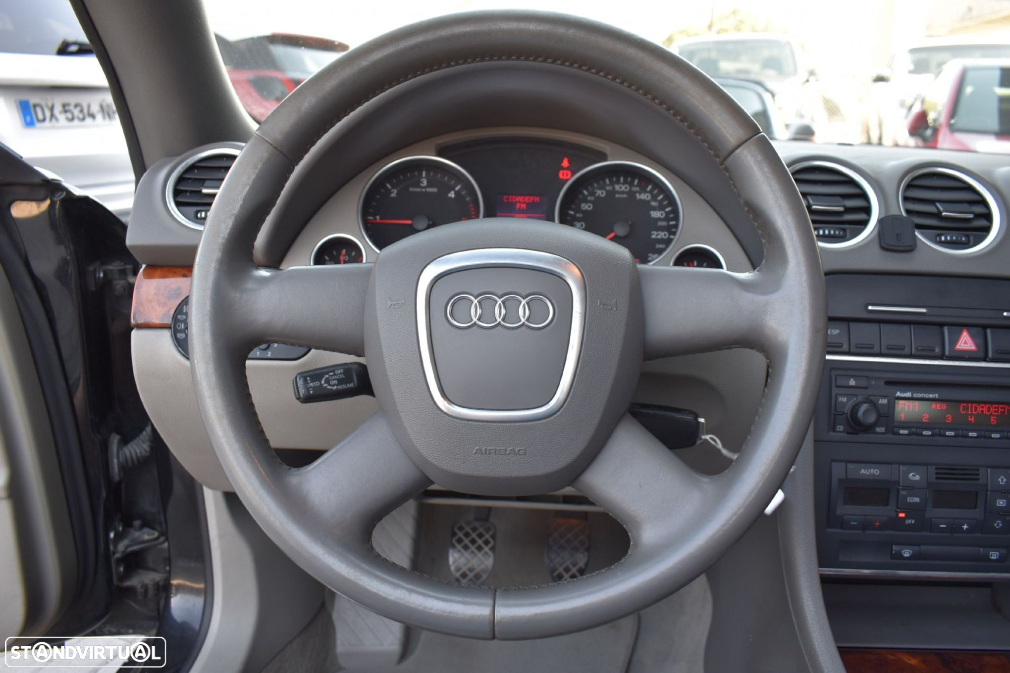 Audi A4 Cabrio 2.0 TDi Sport - 33