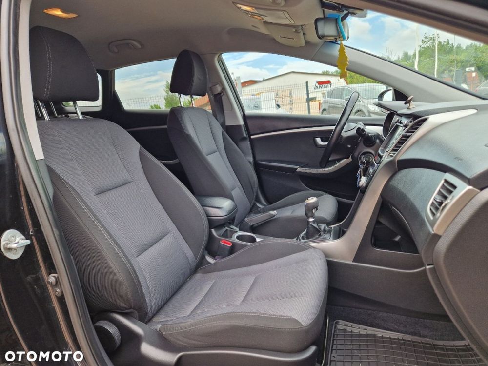 Hyundai i30 1.6 CRDi Premium - 19
