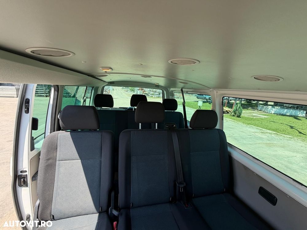 Volkswagen Multivan - 14
