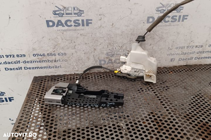 Broasca usa fata stanga 8J1837015D Audi Q3 8U [2011 - 2014] Crossover - 2