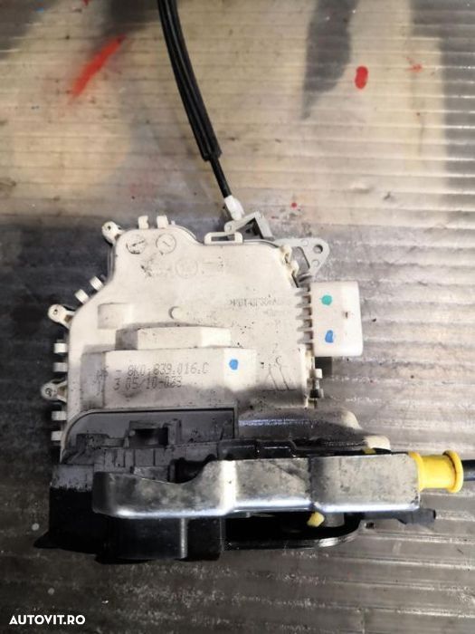 broasca Încuietoare Ușa Audi a4 b8 dreapta spate - 1