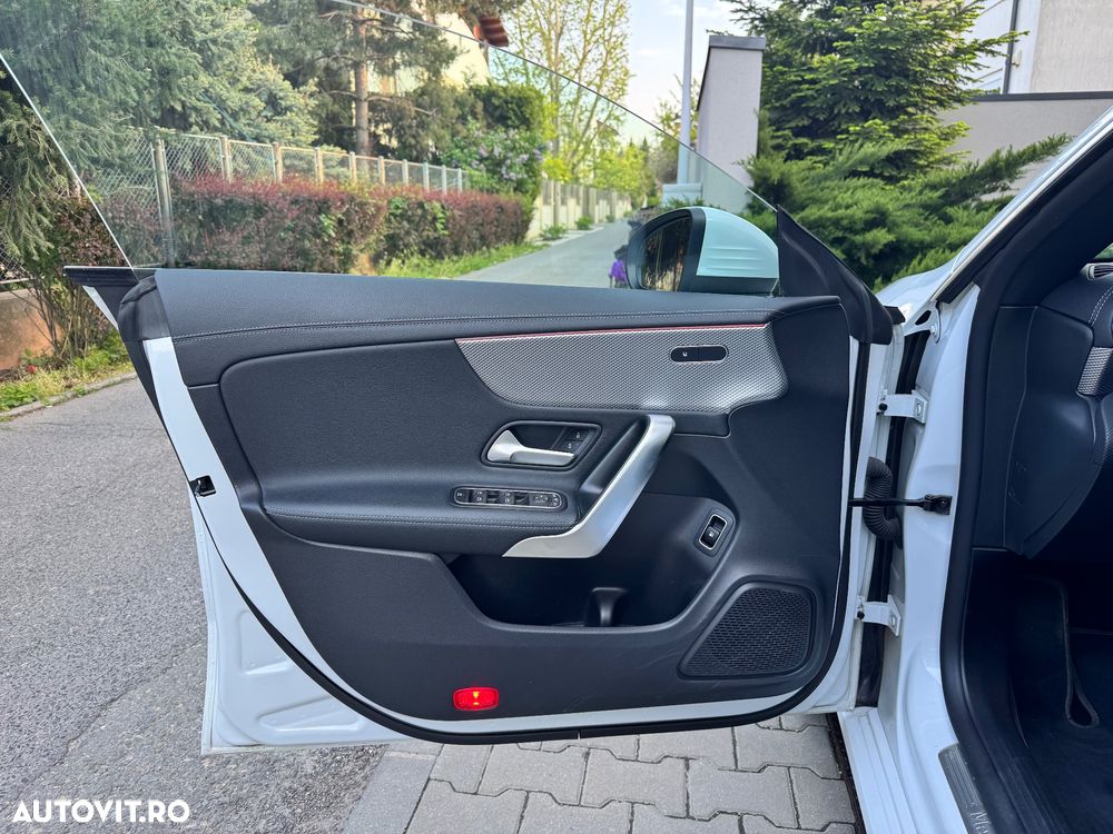 Mercedes-Benz CLA 250 Coupe - 17