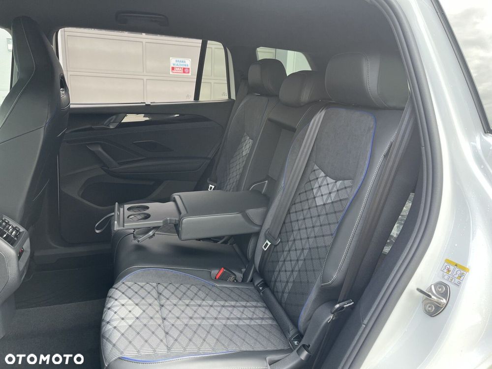 Volkswagen Tayron 2.0 TSI 4Mot R-Line Plus DSG - 16