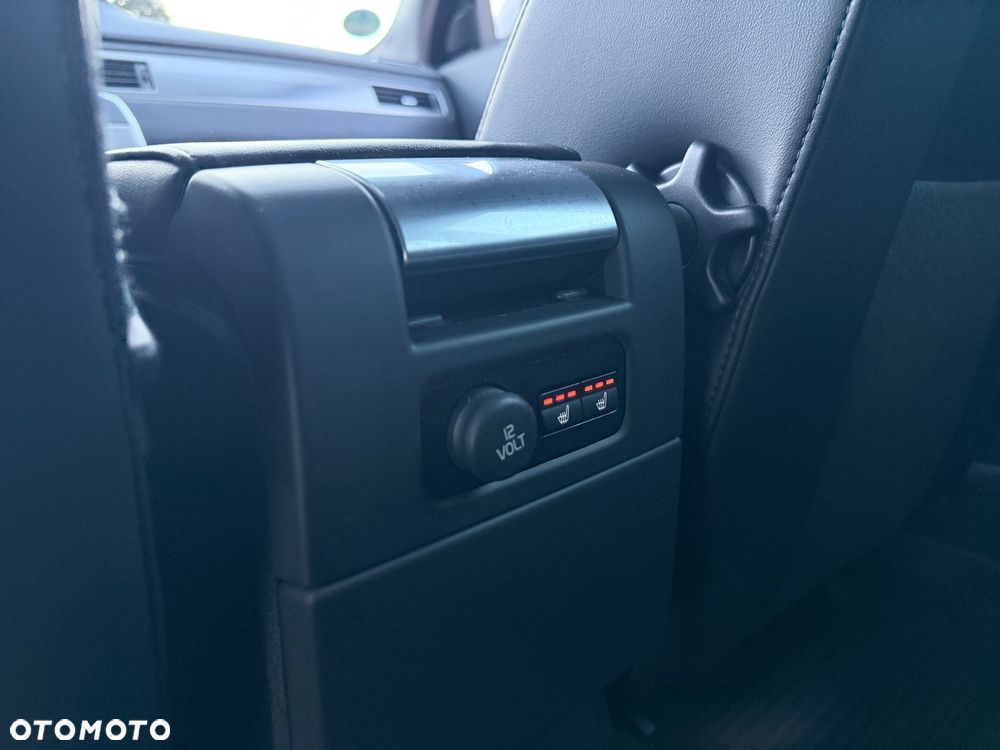 Volvo V70 D2 Momentum - 6