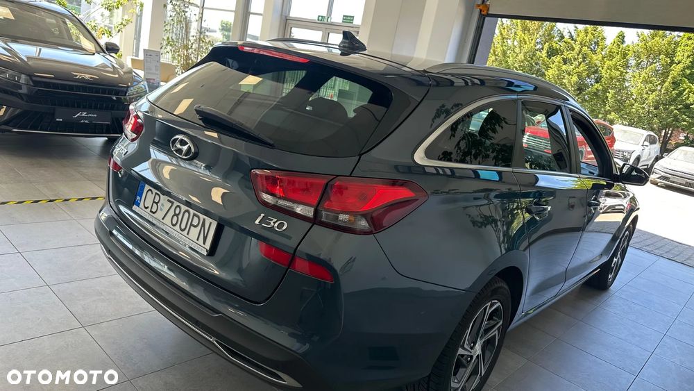 Hyundai i30 1.5 T-GDI 48V Smart - 9