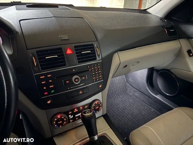 Mercedes-Benz C - 3