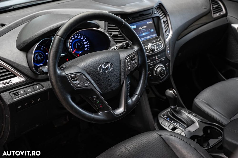 Hyundai Santa Fe 2.2 CRDi 4WD Automatik Premium - 12