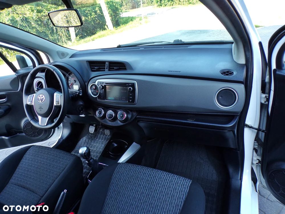 Toyota Yaris 1.33 VVT-i Comfort - 16