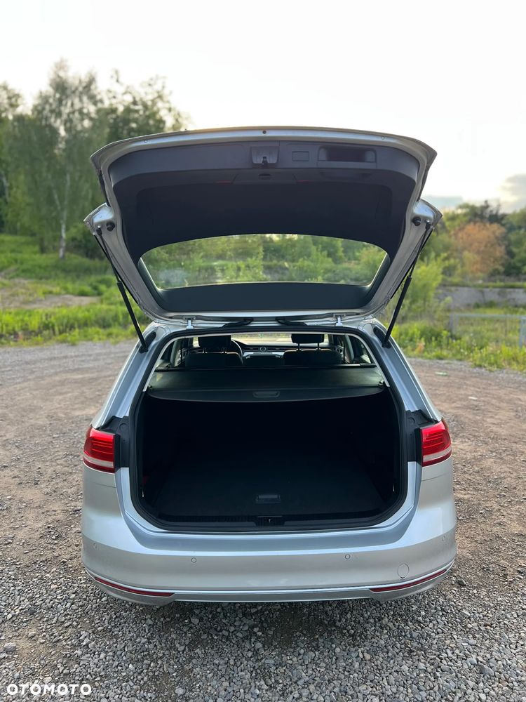 Volkswagen Passat 2.0 TDI BMT Comfortline DSG - 9
