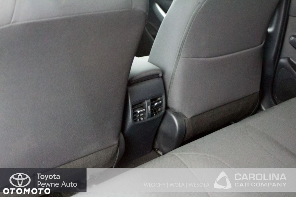 Toyota Corolla - 13