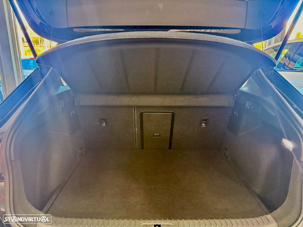 Cupra Formentor 1.4 e-Hybrid Sport DSG - 17