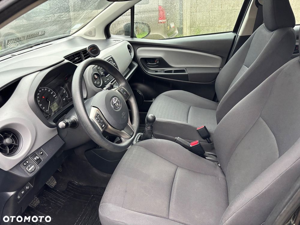 Toyota Yaris 1.0 Active - 8