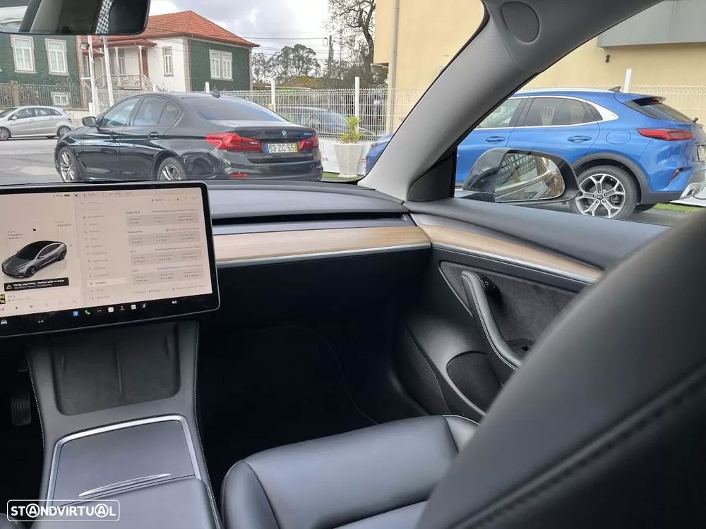 Tesla Model 3 Long Range Tração Traseira - 13