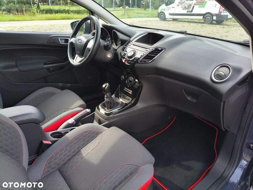 Ford Fiesta 1.0 EcoBoost STart-Stop ST-LINE - 24