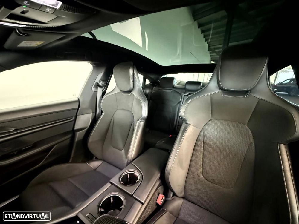 Porsche Taycan 4S - 23