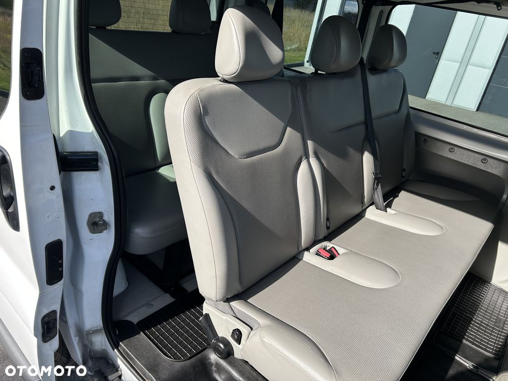 Renault Trafic 2013 photo 5