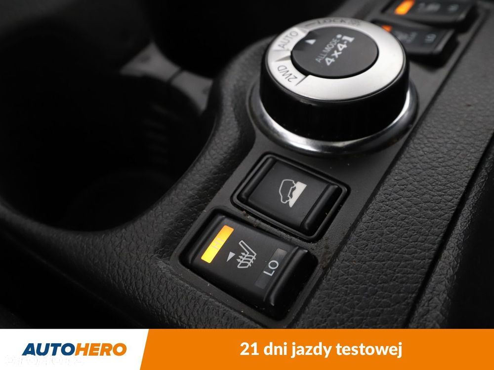 Nissan X-Trail 2.0 dCi Tekna Xtronic 4WD - 27