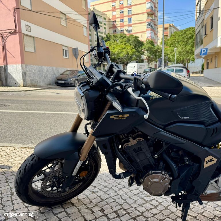 Honda CB 650 RA - 24