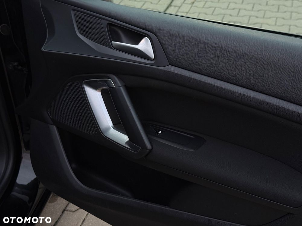 Peugeot 308 1.6 BlueHDi Business Line S&S - 26