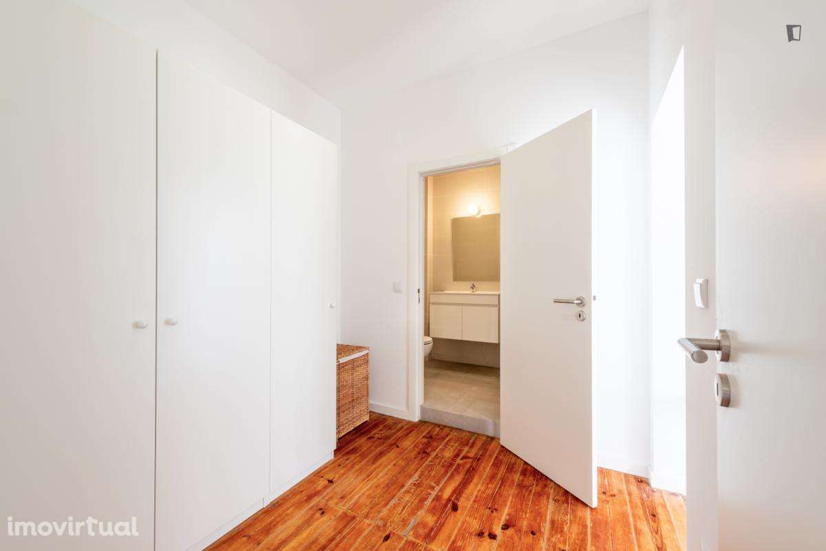 Quarto - localizado em Mouraria Lisbon - Grande imagem: 4/15