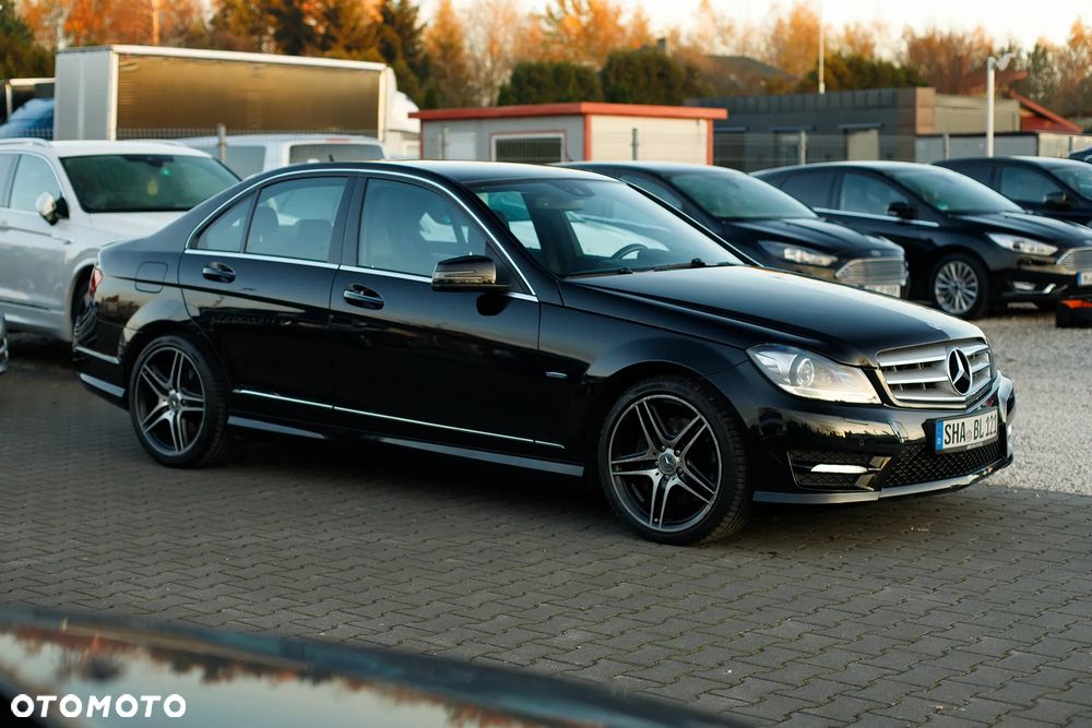 Mercedes-Benz Klasa C 350 CDI DPF (BlueEFFICIENCY) 7G-TRONIC Avantgarde - 5