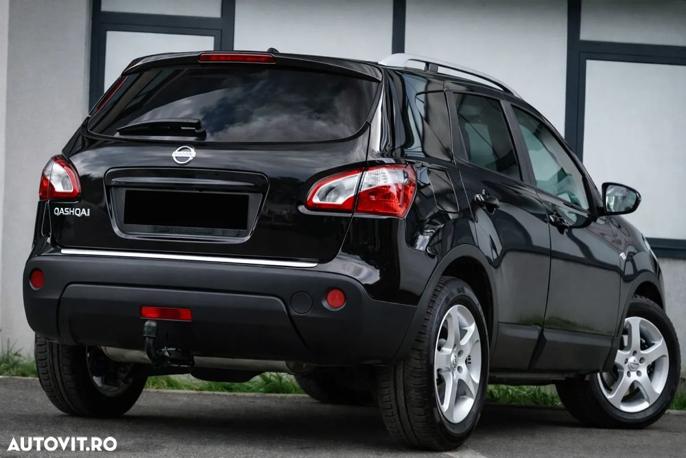 Nissan Qashqai 2.0 dCi DPF 4x4 Aut tekna - 3