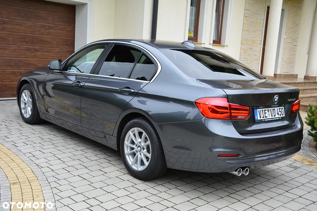 BMW Seria 3 320d - 3