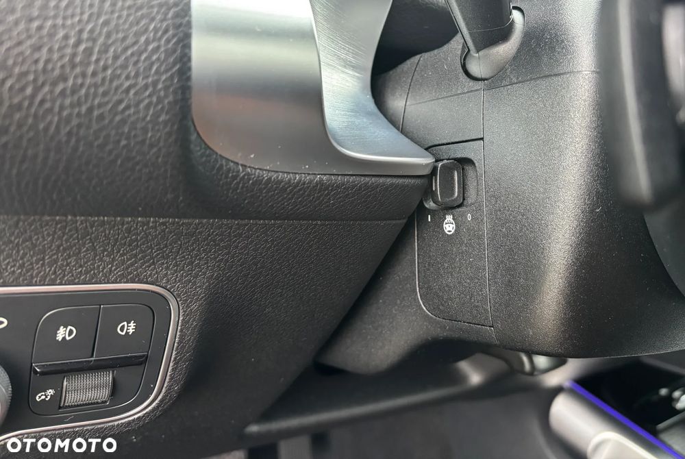 Mercedes-Benz GLB 220 mHEV 4-Matic Progressive 8G-DCT - 32