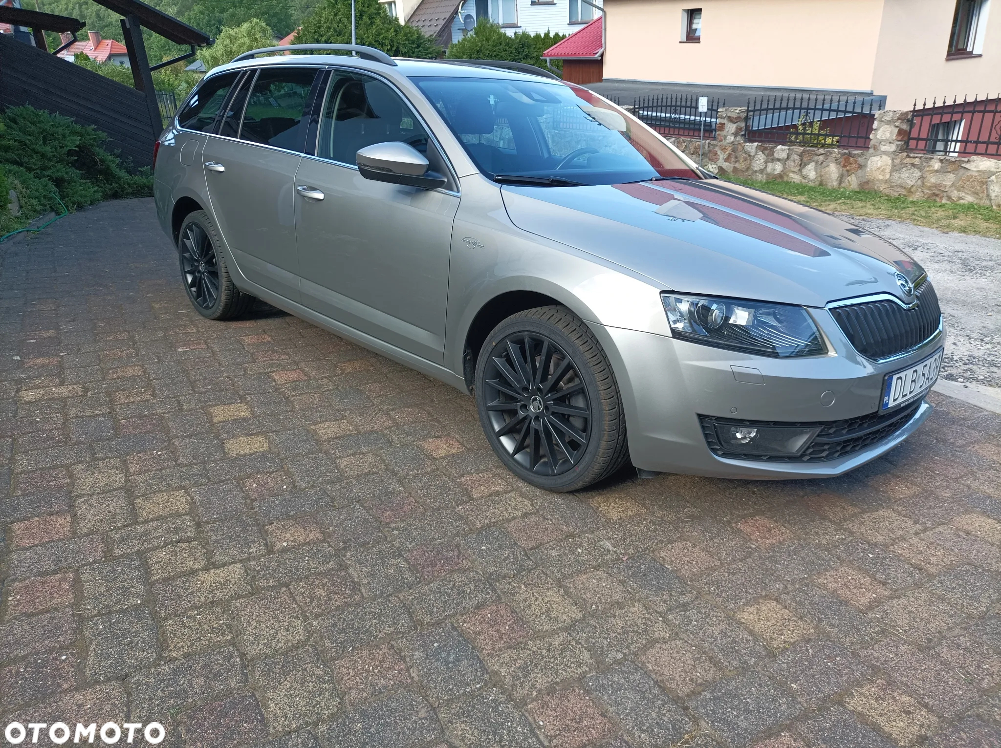 Skoda Octavia 1.8 TSI DSG L&K - 5