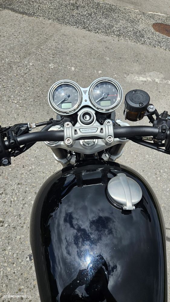 Triumph Speed Twin 1200 - 14