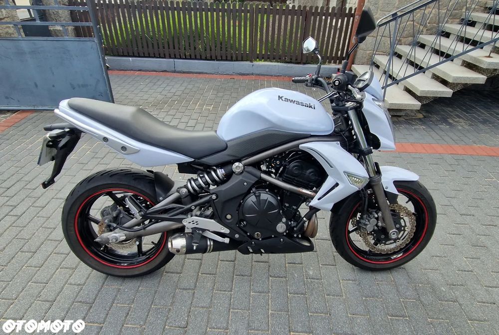 Kawasaki ER - 7