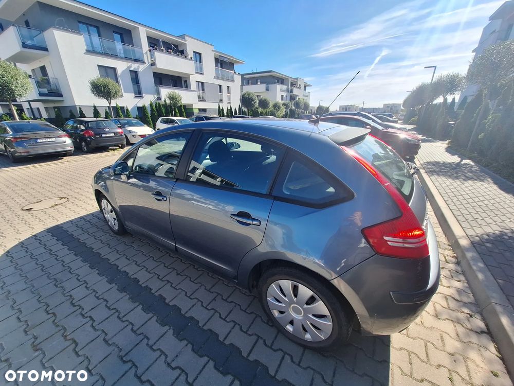 Citroën C4 1.6 HDi FAP Confort - 1