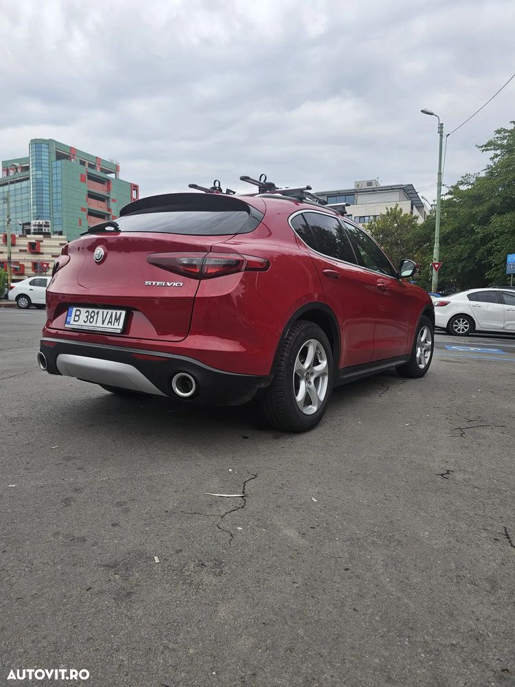 Alfa Romeo Stelvio 2.2 JTDM AWD AT8 Estrema - 7