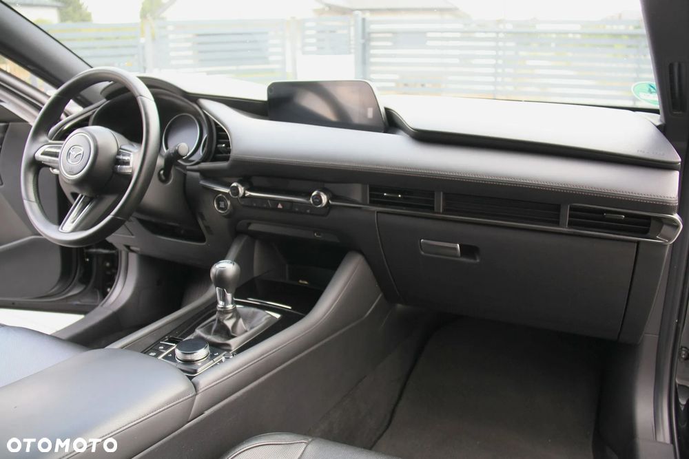 Mazda 3 2.0 mHEV Exclusive Line - 24