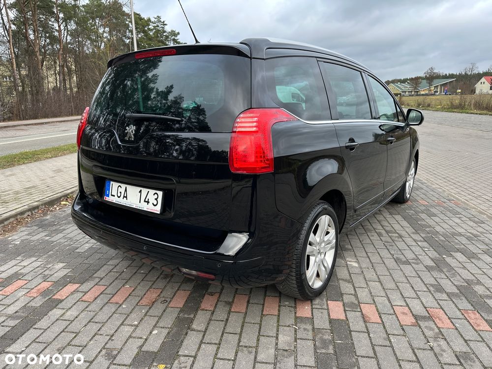 Peugeot 5008 HDI FAP 150 Family Plus - 8