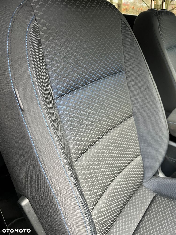 Volkswagen Touran 2.0 TDI BMT United DSG - 25