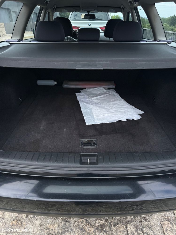 Subaru Legacy Outback - 15
