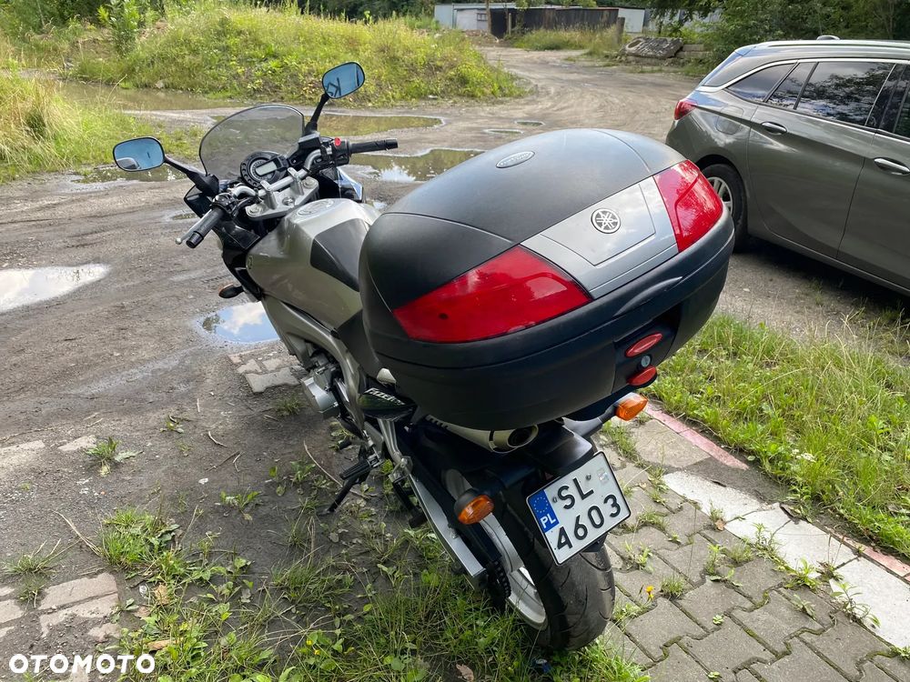 Yamaha FZ6 - 9