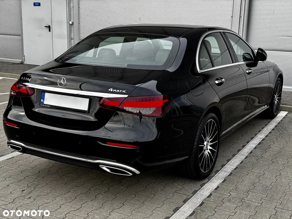 Mercedes-Benz Klasa E 220 d 4-Matic AMG/Avantgarde - 3