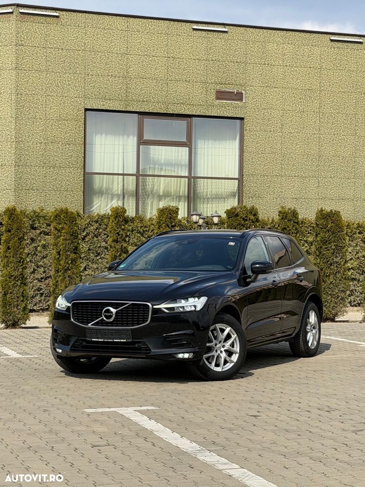 Volvo XC 60 B5 MHEV AWD R-Design - 1