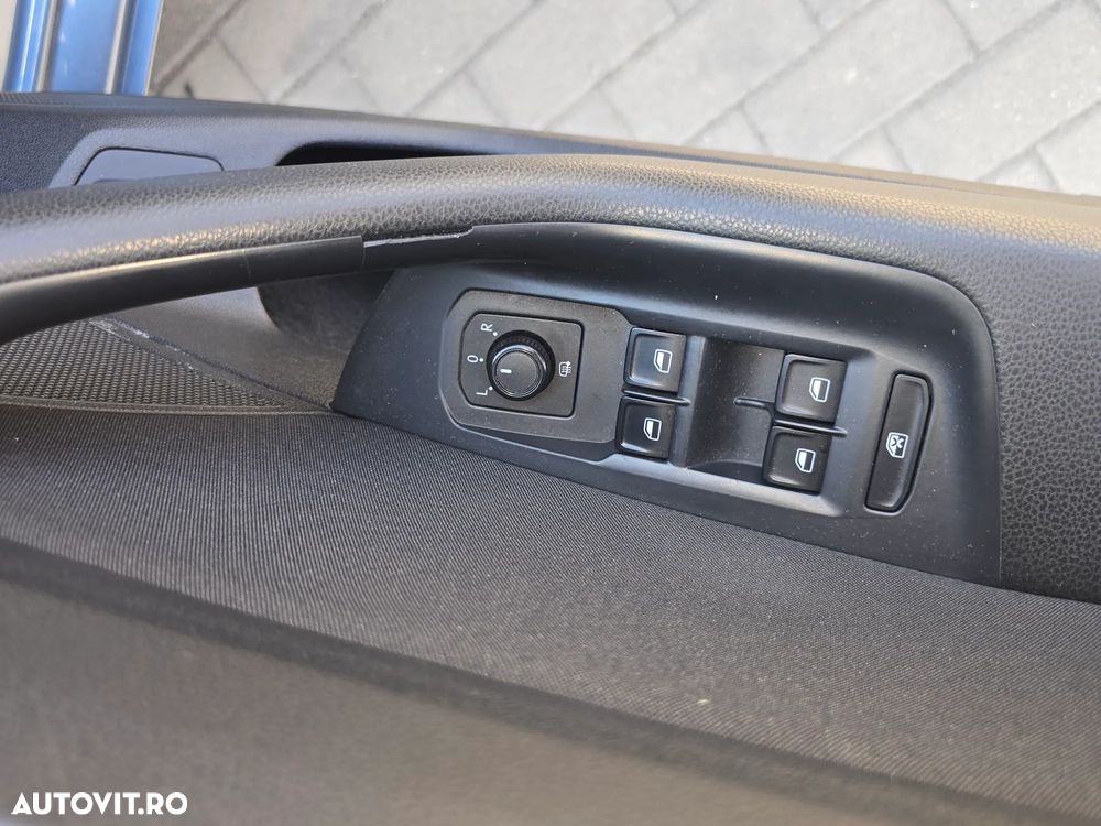 Volkswagen Passat 2.0 TDI (BlueMotion Technology) Comfortline - 21