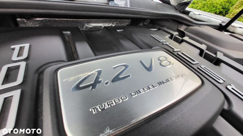 Porsche Cayenne - 11