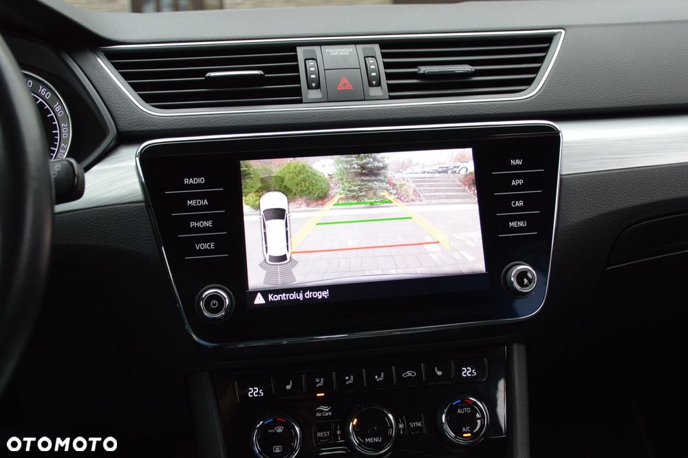 Skoda Superb 2.0 TDI SCR Sportline DSG - 14