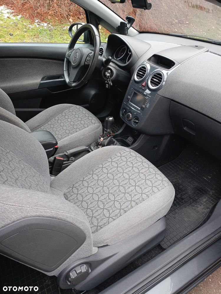 Opel Corsa 1.4 16V Color Edition - 13