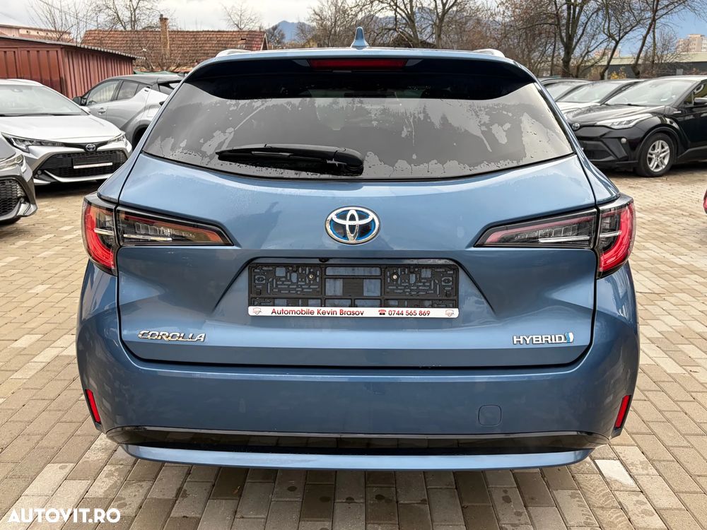 Toyota Corolla 1.8 HSD Business - 26