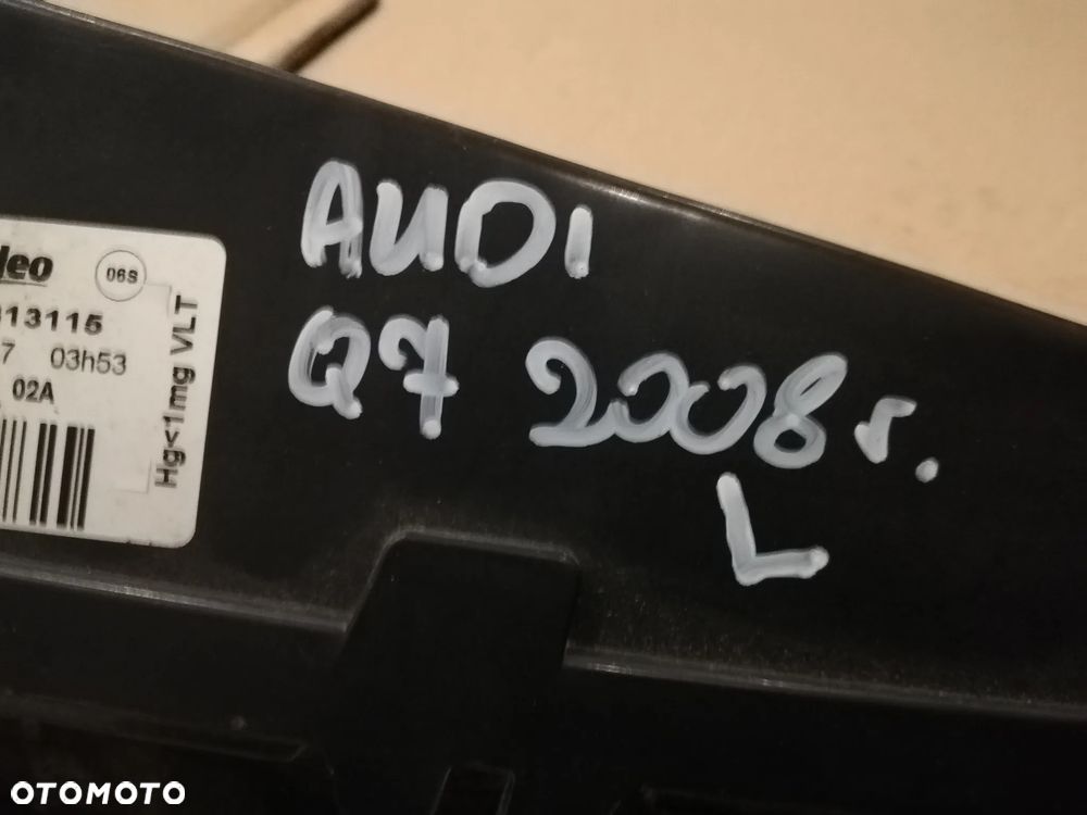 LEWY PRAWY KIERUNKOWSKAZ AUDI Q7 4L0 LIFT 4L0953041 4L0953042 - 4