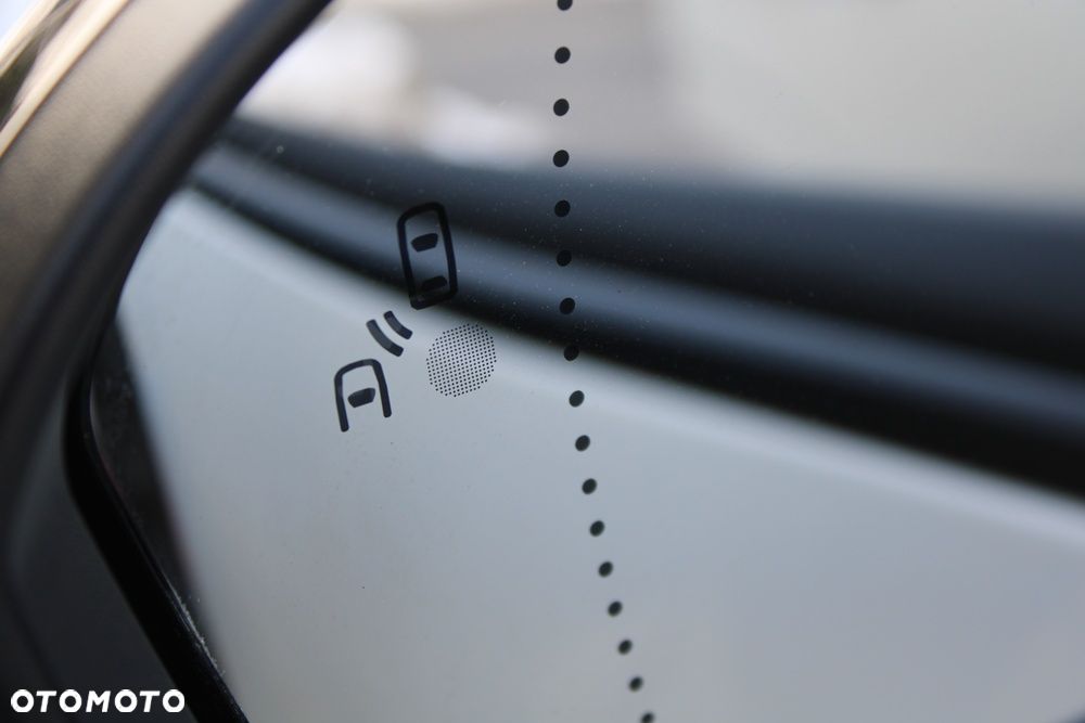 Renault Austral 1.2 E-Tech Full Hybrid 200 Iconic esprit Alpine MMT - 28