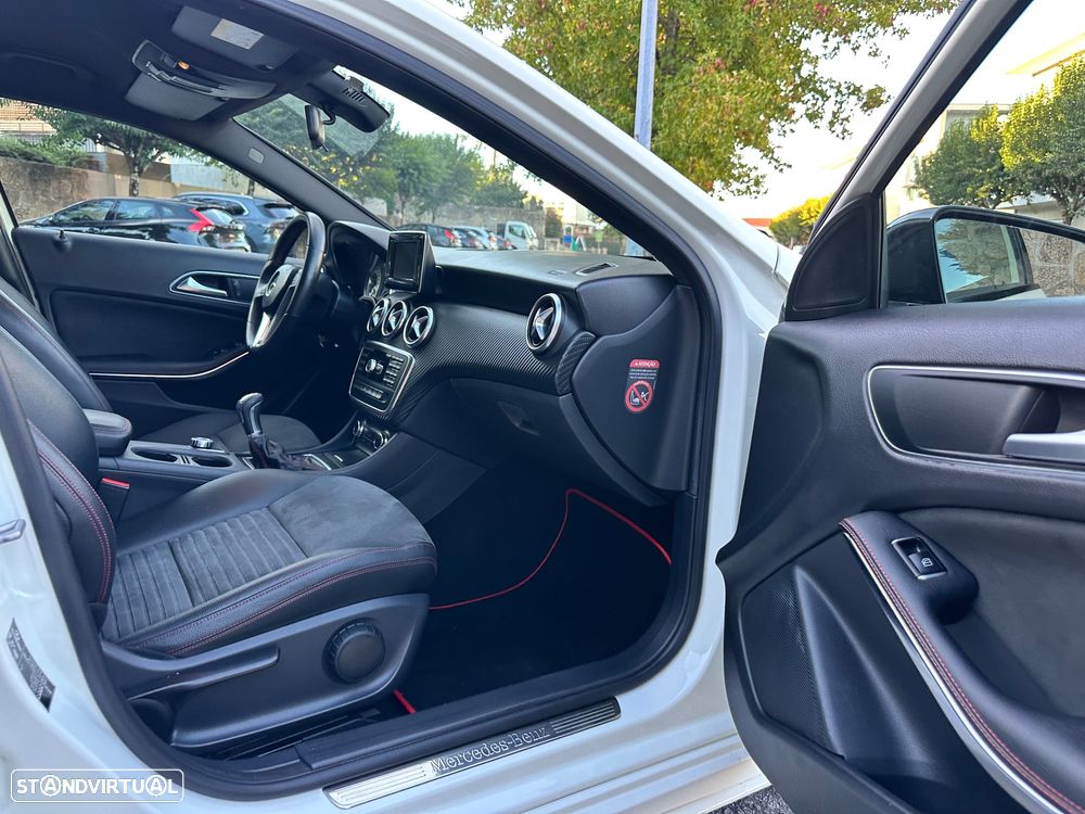 Mercedes-Benz A 180 d AMG Line - 51