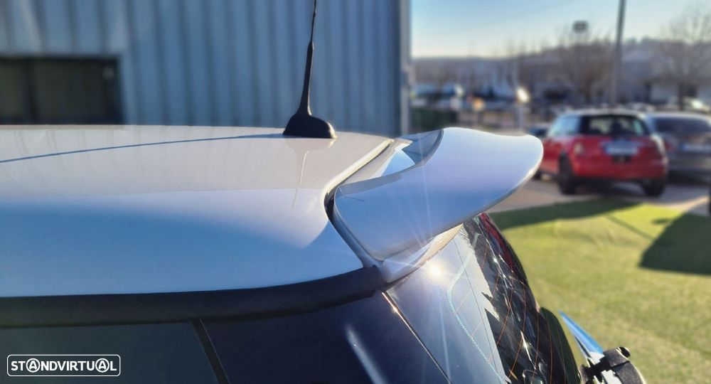 MINI 3 Portas One D - 13