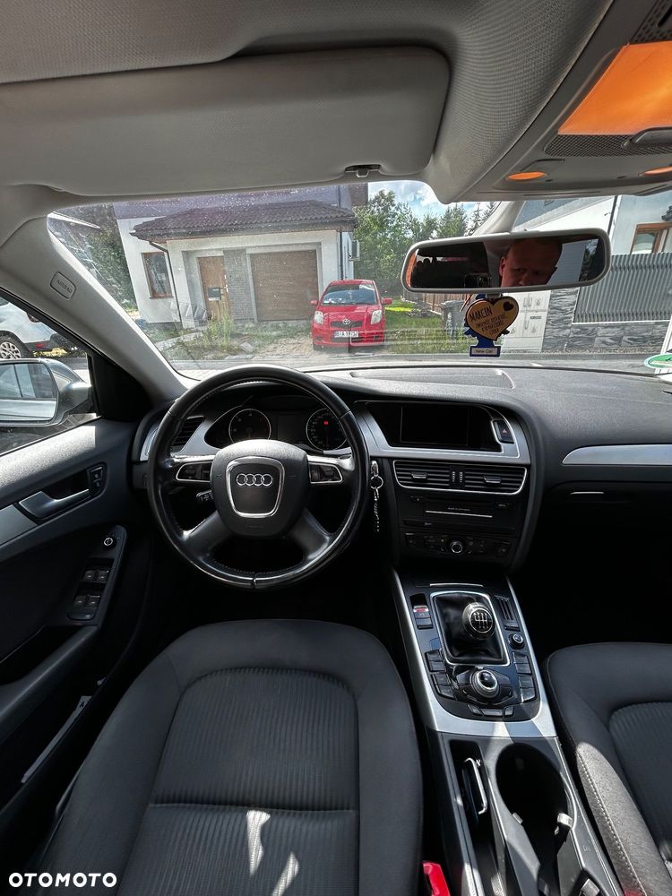 Audi A4 Avant 2.0 TDI - 7